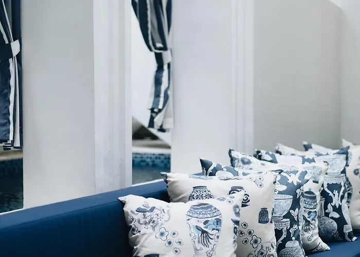 Muzo, By Orivista Seminyak (Bali)