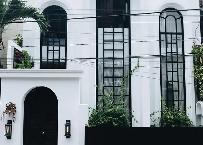 Muzo, By Orivista Villa *